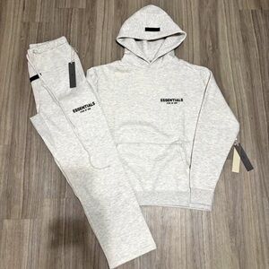 Essentials " Light Oatmeal " Set